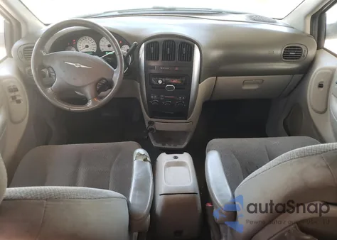 2005 Chrysler Town & Country Touring из США, поврежденный, VIN 2C4GP54L85R351697